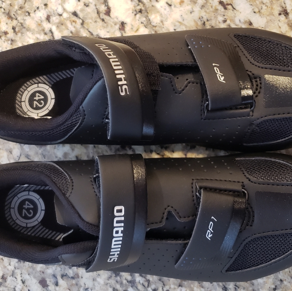 Shimano bike shoes with clips size 42 women's 9.5